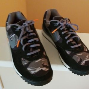 acg tennis shoes